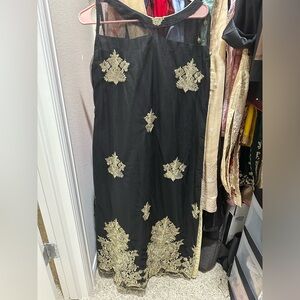 Black net embellished kurta. Lace on sleeves